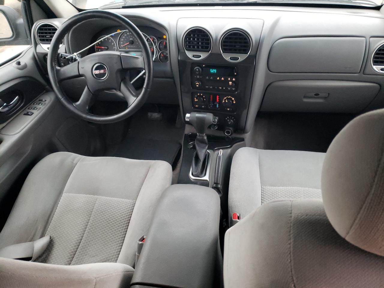 2008 GMC Envoy - Image 8
