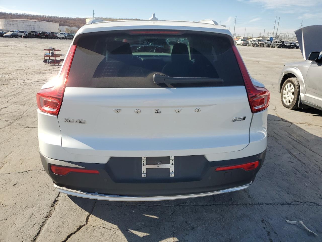 VIN YV4L12UE0P2042286 2023 VOLVO XC40 PLUS no.6