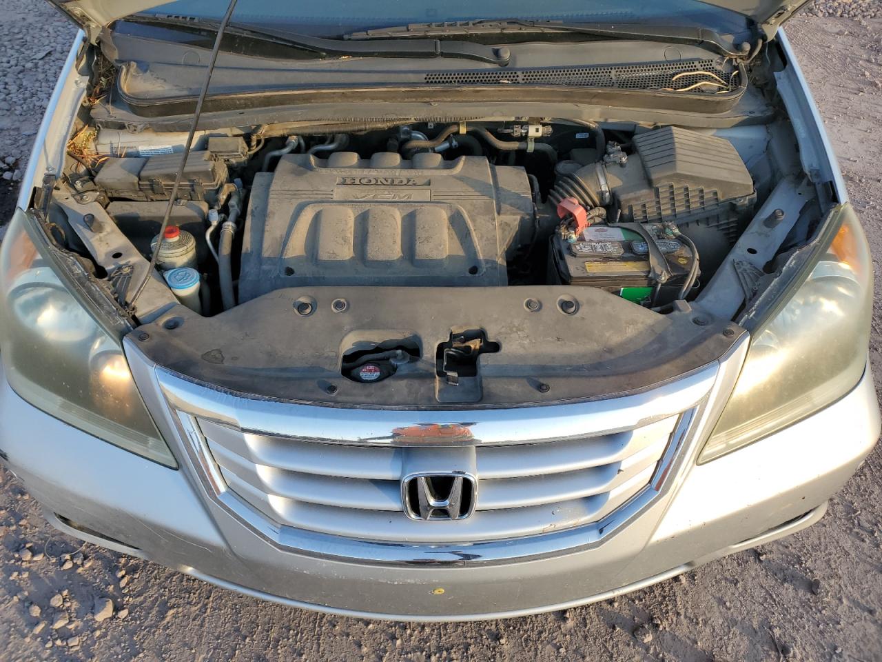 2010 Honda Odyssey - Image 12