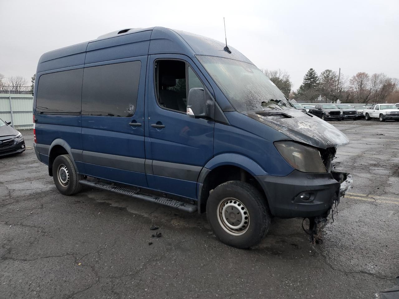 VIN WDZFE7CD6JP610738 2018 MERCEDES-BENZ SPRINTER no.4