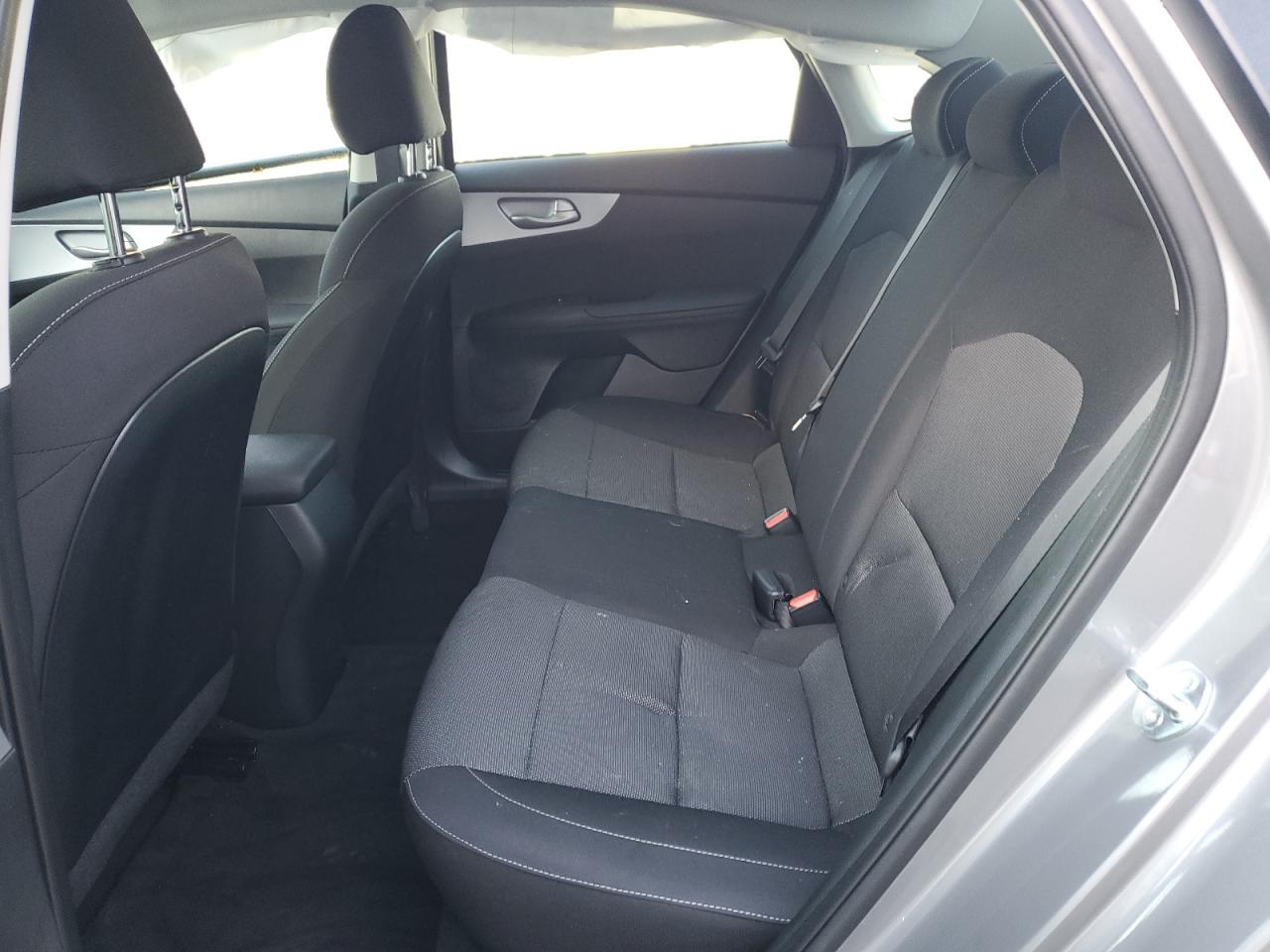 2024 Kia Forte - Image 11