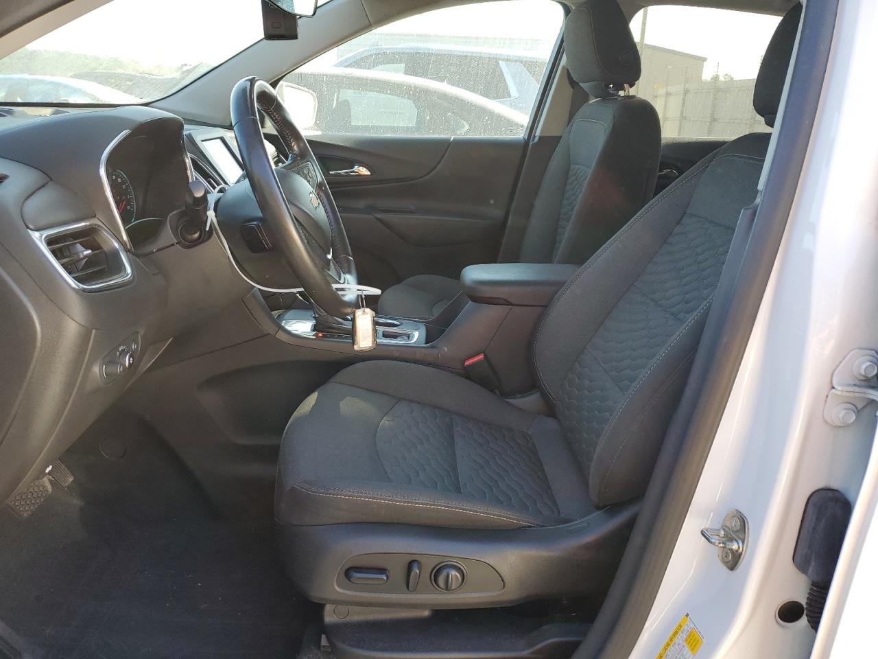 2020 Chevrolet Equinox - Image 7