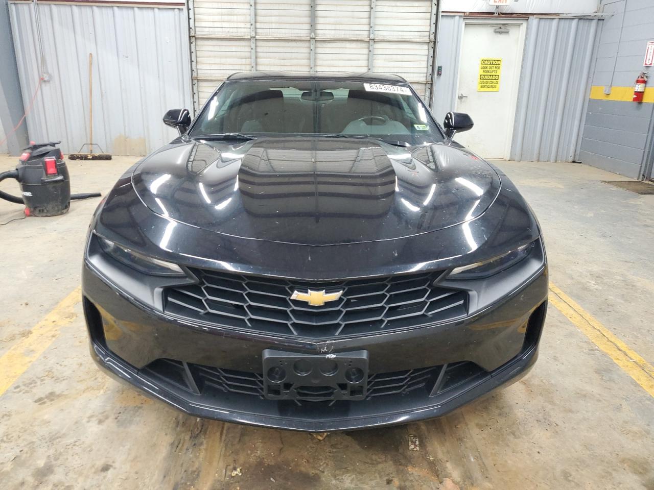 2023 Chevrolet Camaro - Image 5