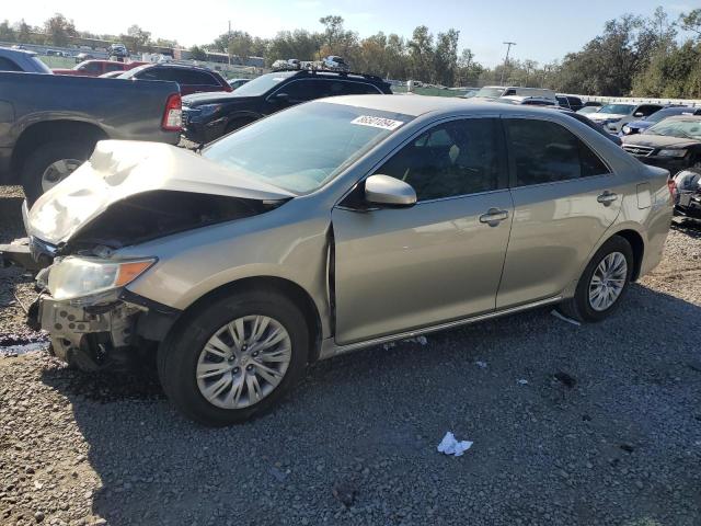  TOYOTA CAMRY 2013 Золотий