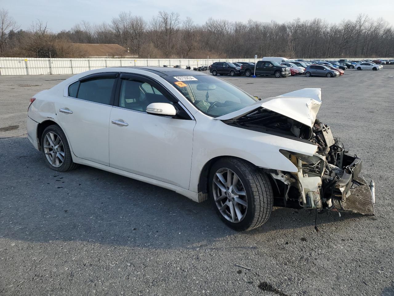 2010 Nissan Maxima - Image 4