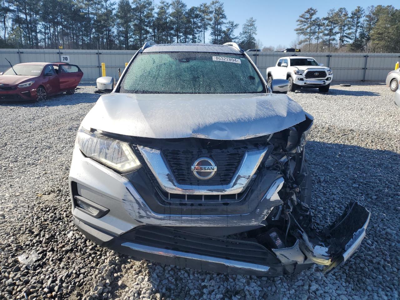 2020 Nissan Rogue - Image 5