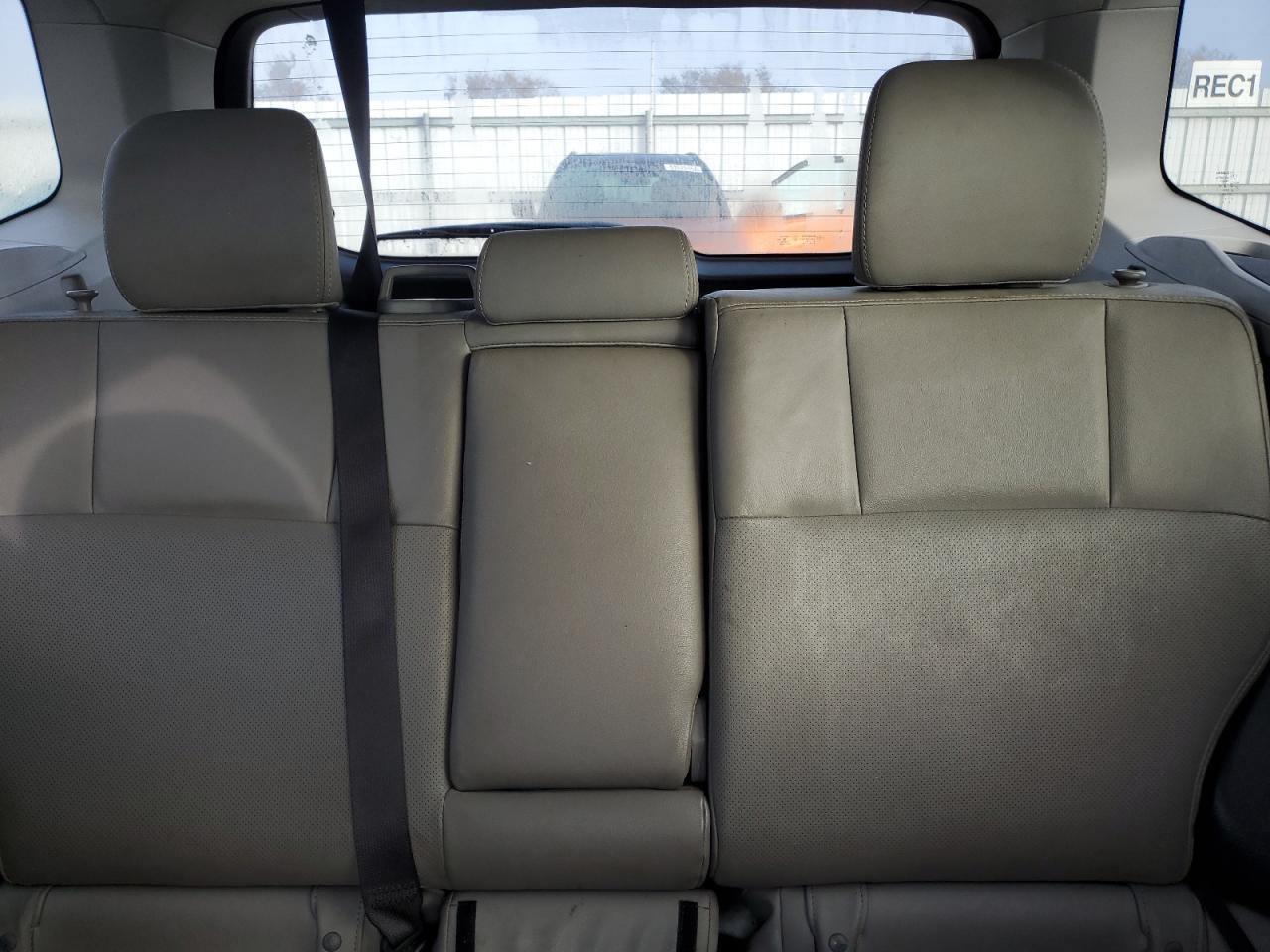 2016 Subaru Forester - Image 10