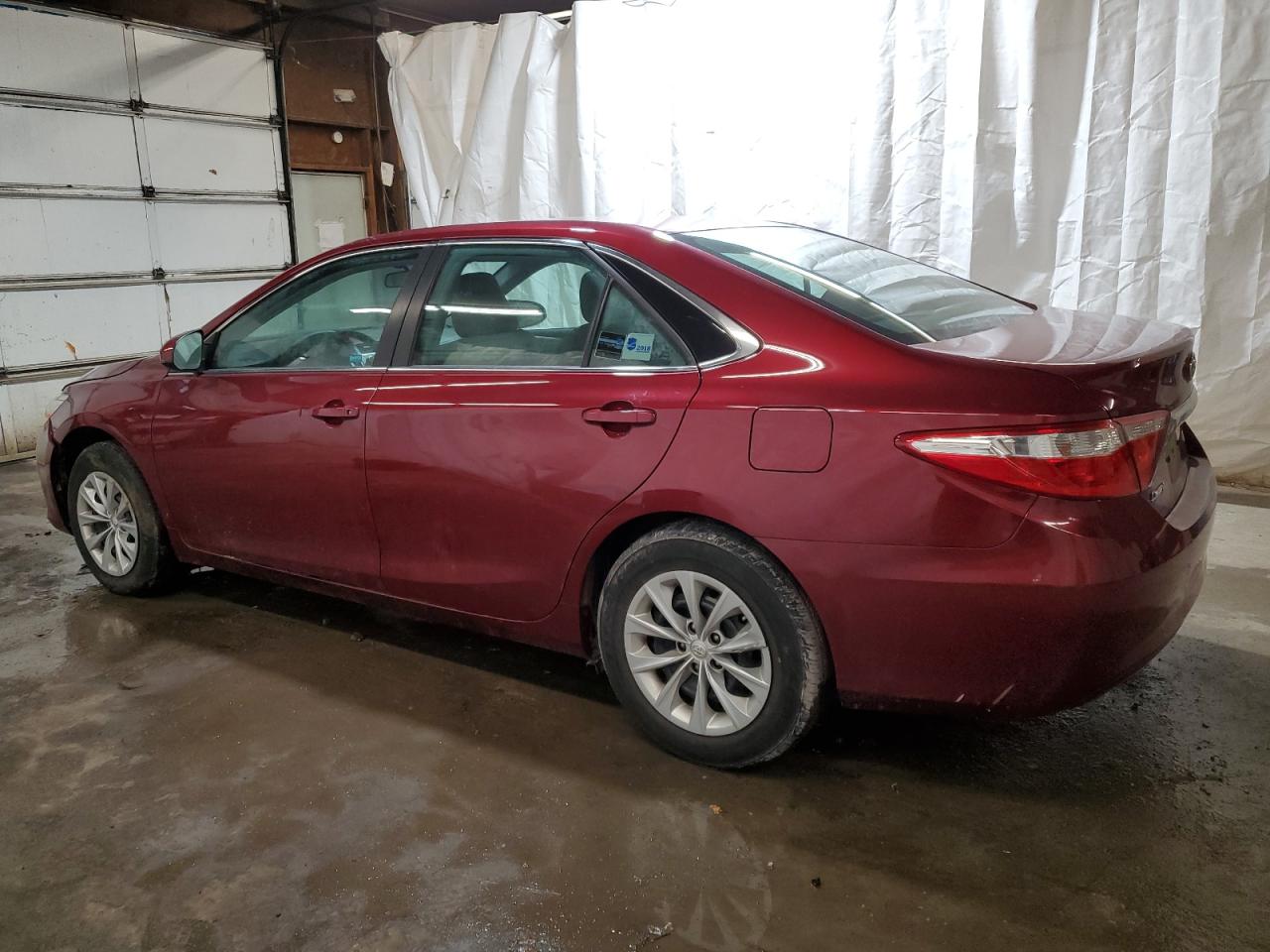 VIN 4T1BF1FK6GU525777 2016 TOYOTA CAMRY no.2