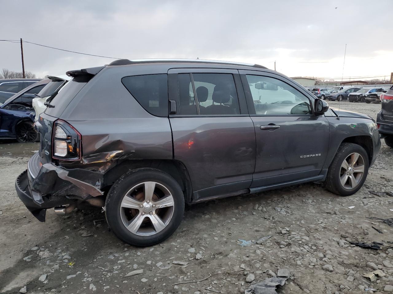 2016 Jeep Compass - Image 3