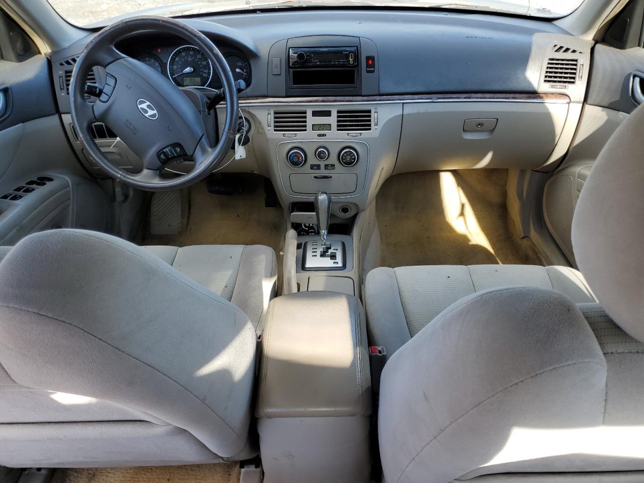 2006 Hyundai Sonata - Image 8