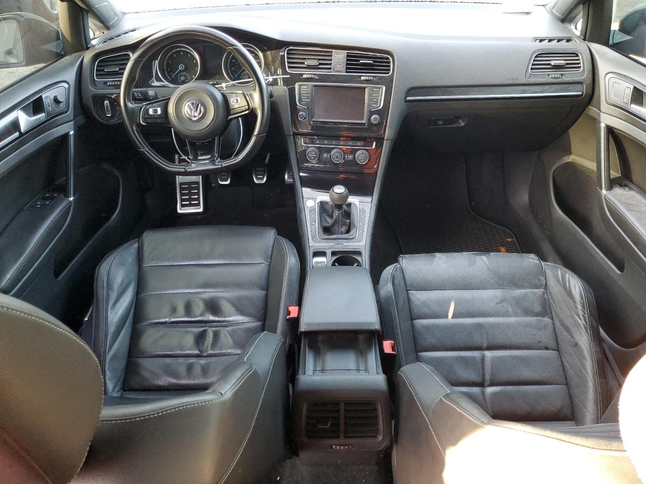 2016 Volkswagen Golf - Image 8