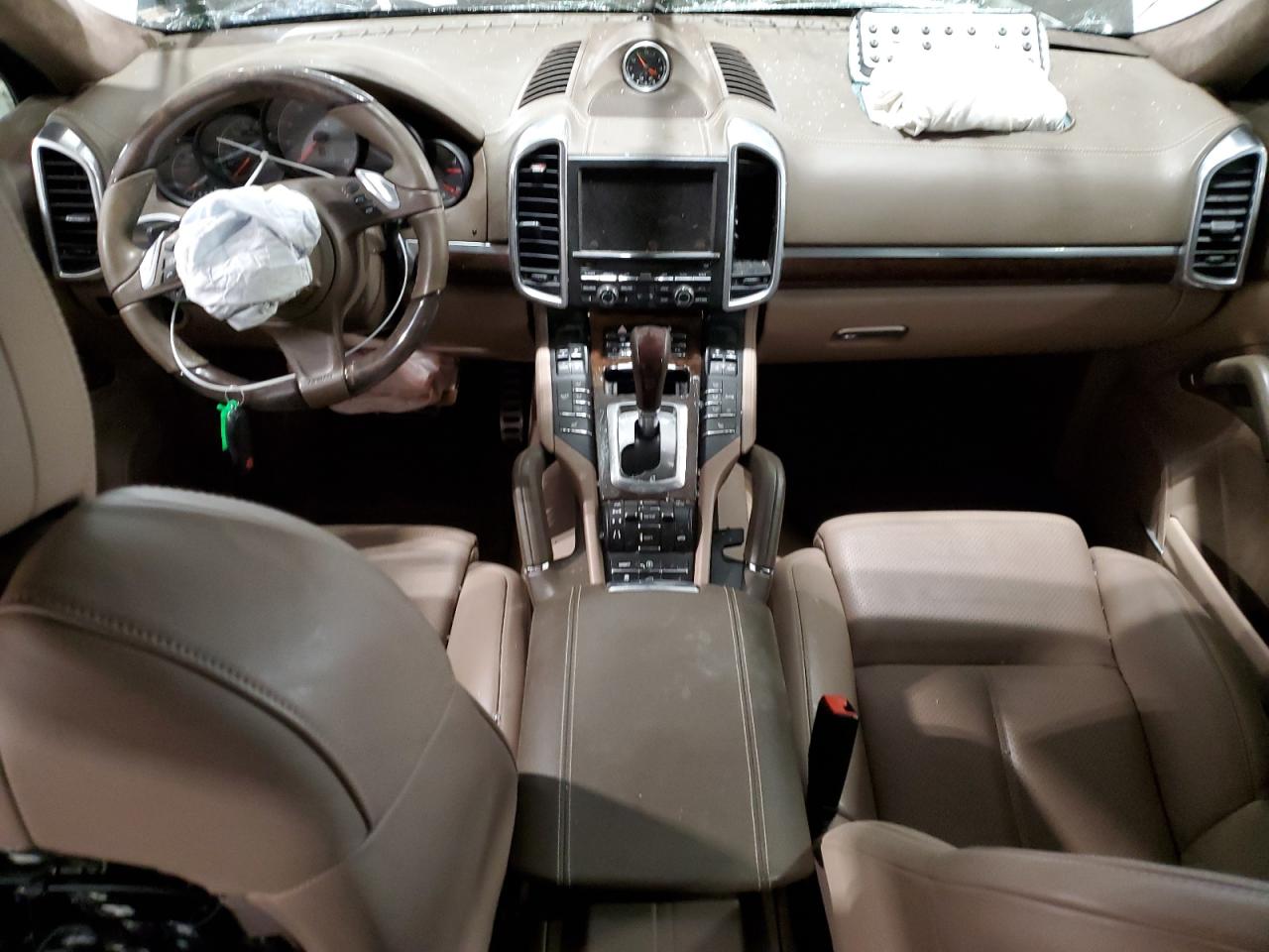 2013 Porsche Cayenne Gts VIN: WP1AD2A24DLA78434 Lot: 85889394