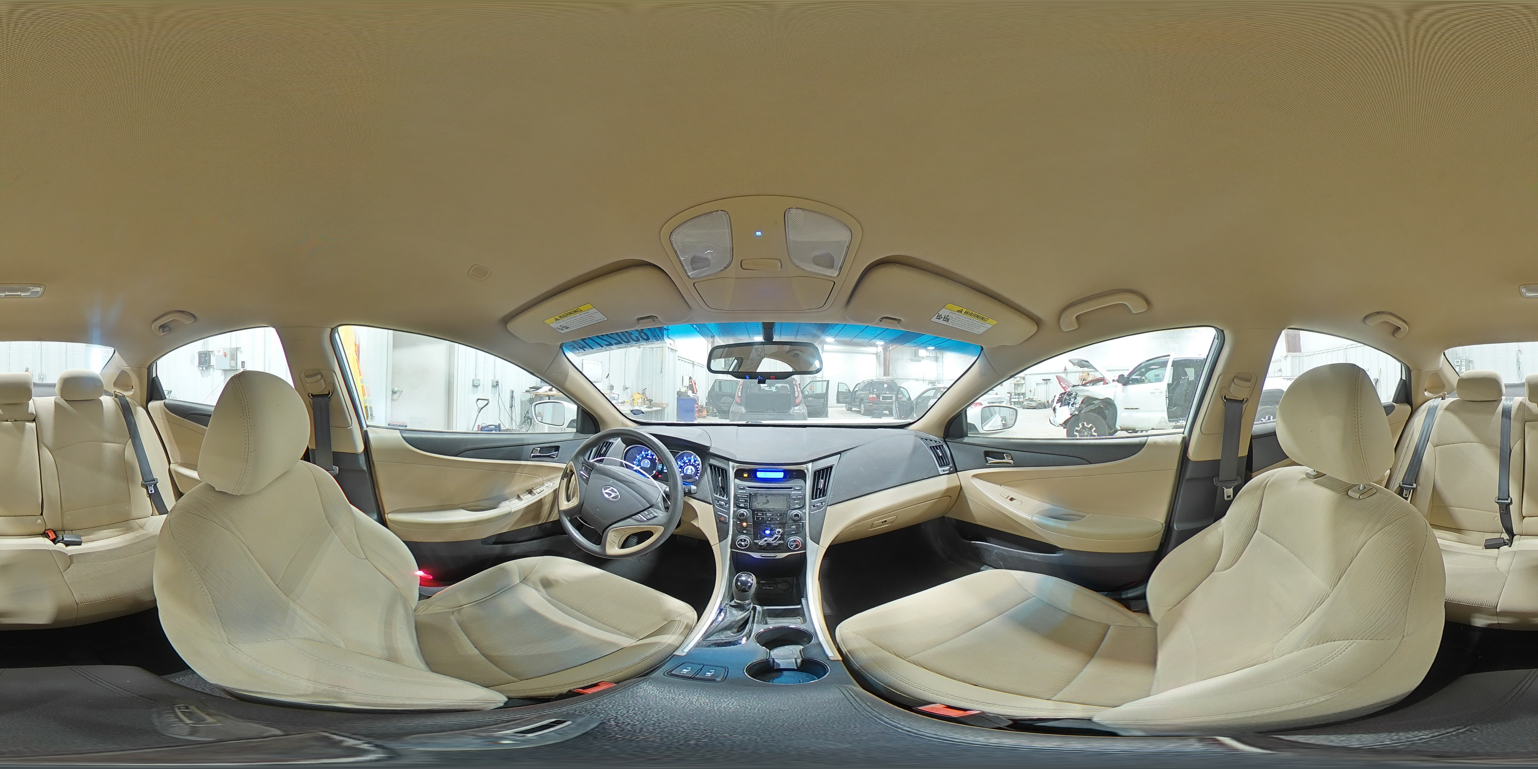 2013 Hyundai Sonata - Image 13
