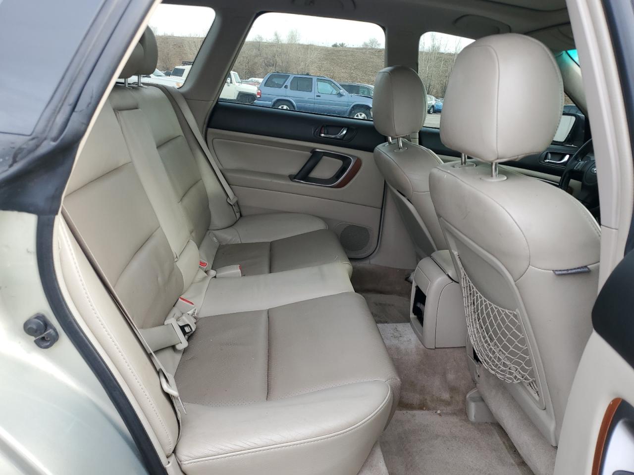 2005 Subaru Outback - Image 11