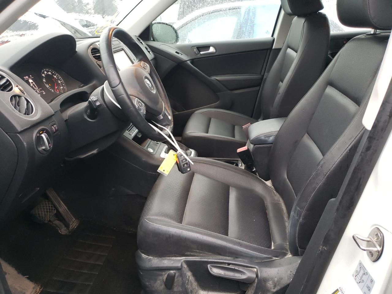 2017 Volkswagen Tiguan - Image 7