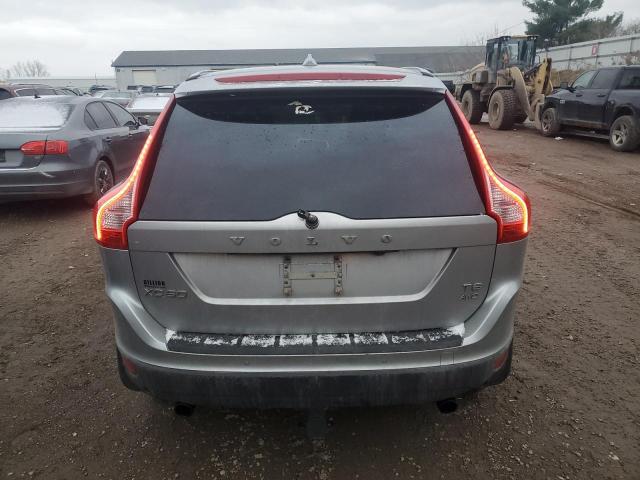 Паркетники VOLVO XC60 2012 Сріблястий