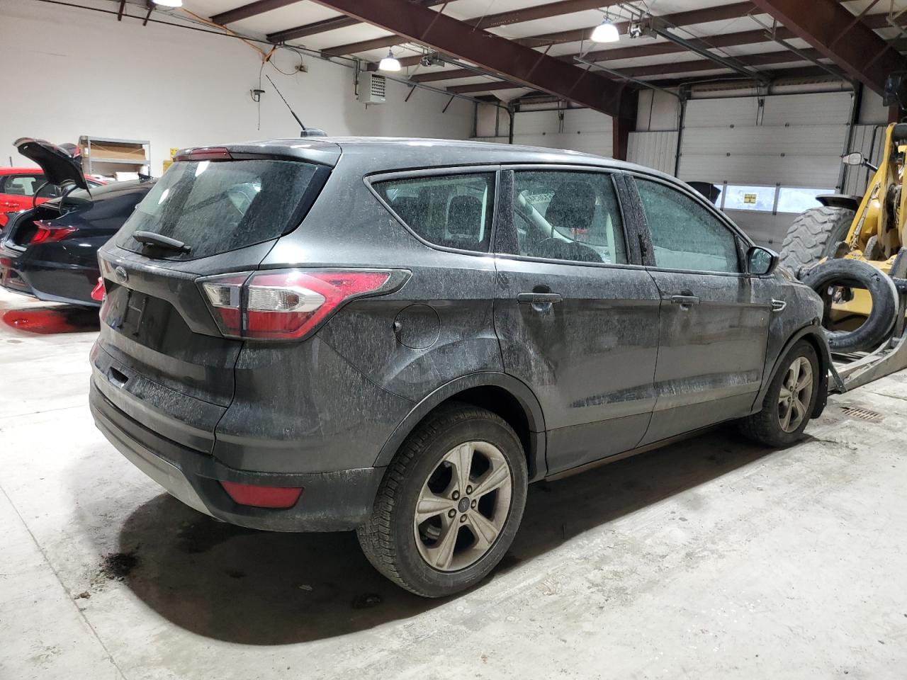 VIN 1FMCU0F70HUA99537 2017 FORD ESCAPE no.3