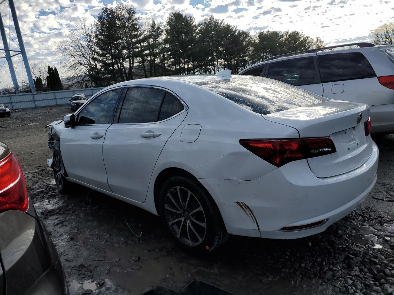 2016 Acura TLX - Image 2