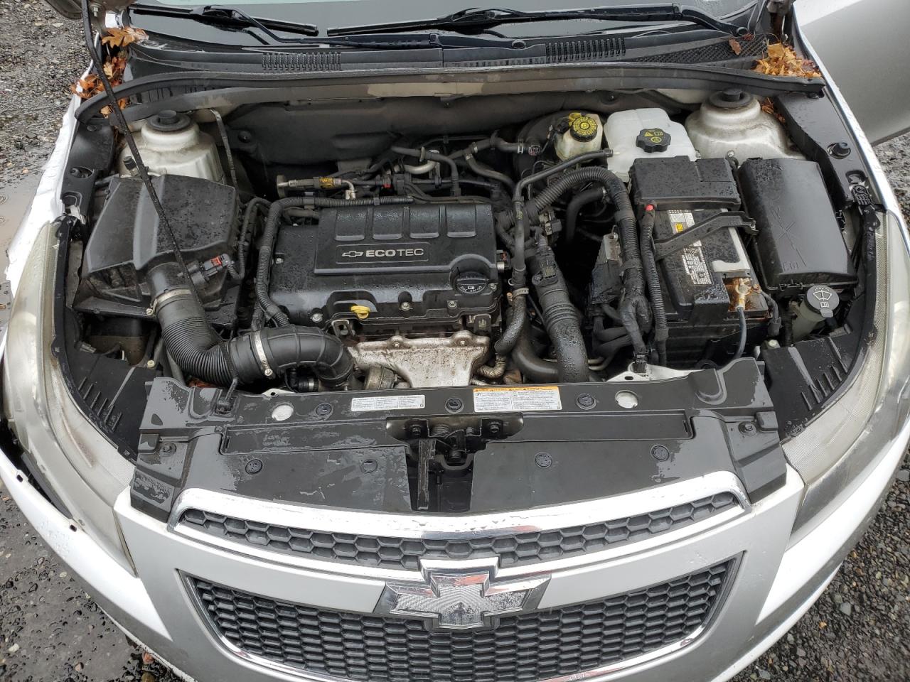 2013 Chevrolet Cruze - Image 11