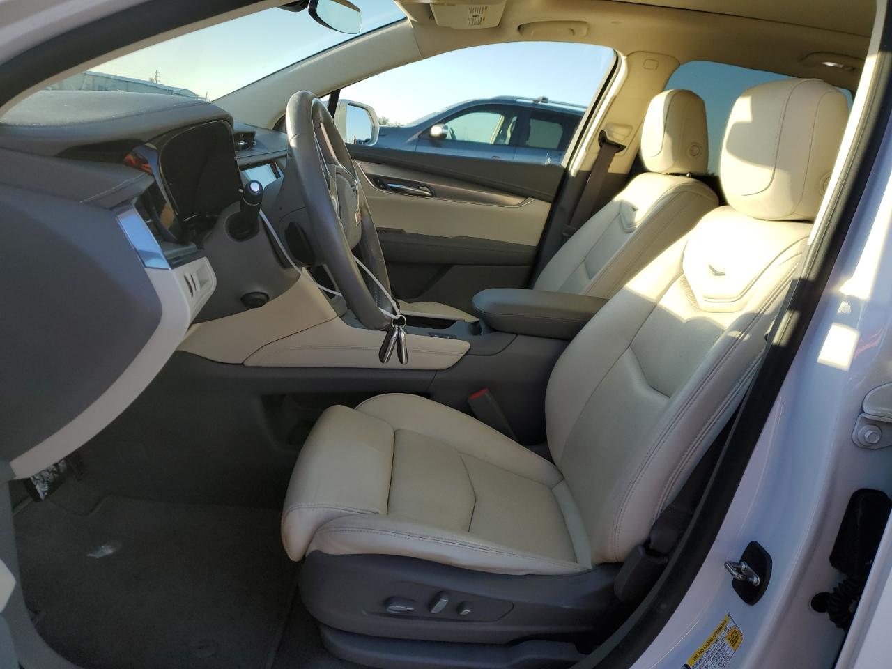 2017 Cadillac XT5 - Image 7