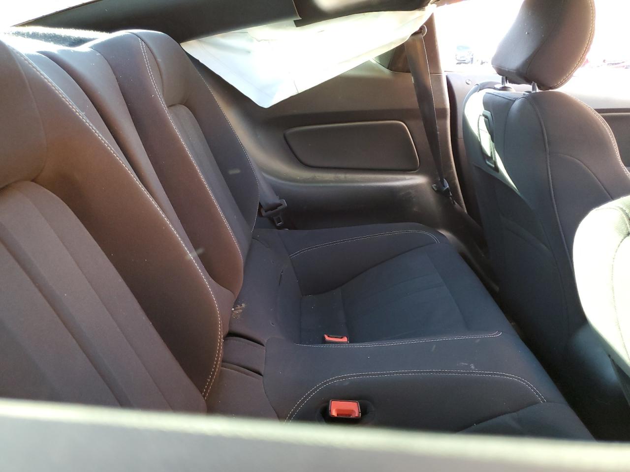 2019 Ford Mustang - Image 11