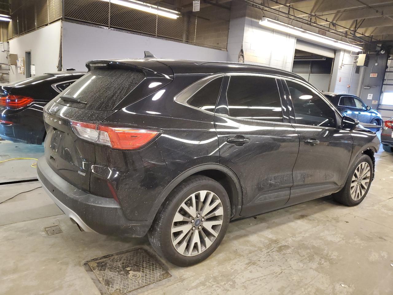 2020 Ford Escape - Image 3