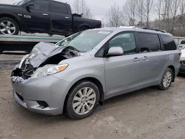 2017 Toyota Sienna Le