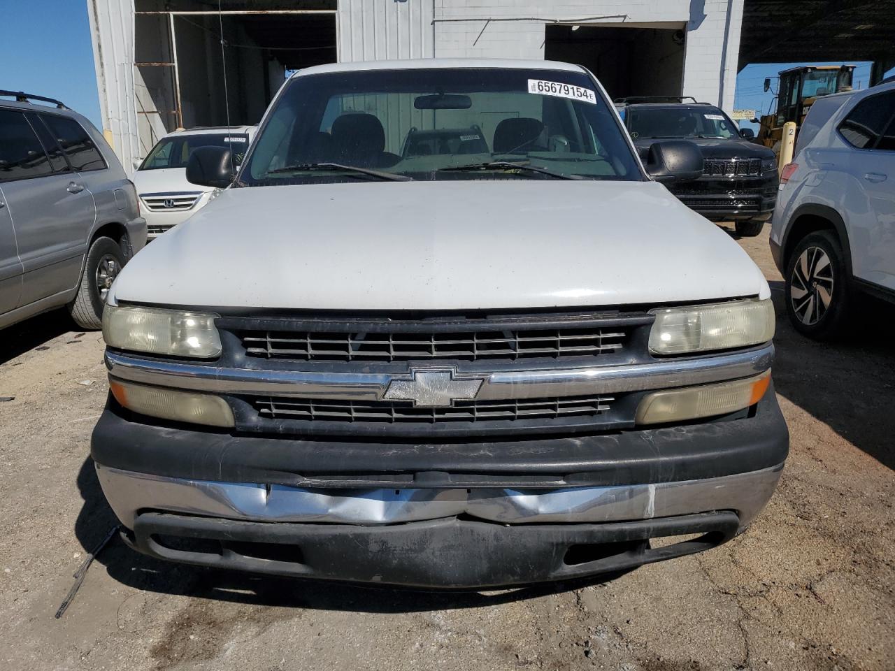 2000 Chevrolet Silverado - Image 5