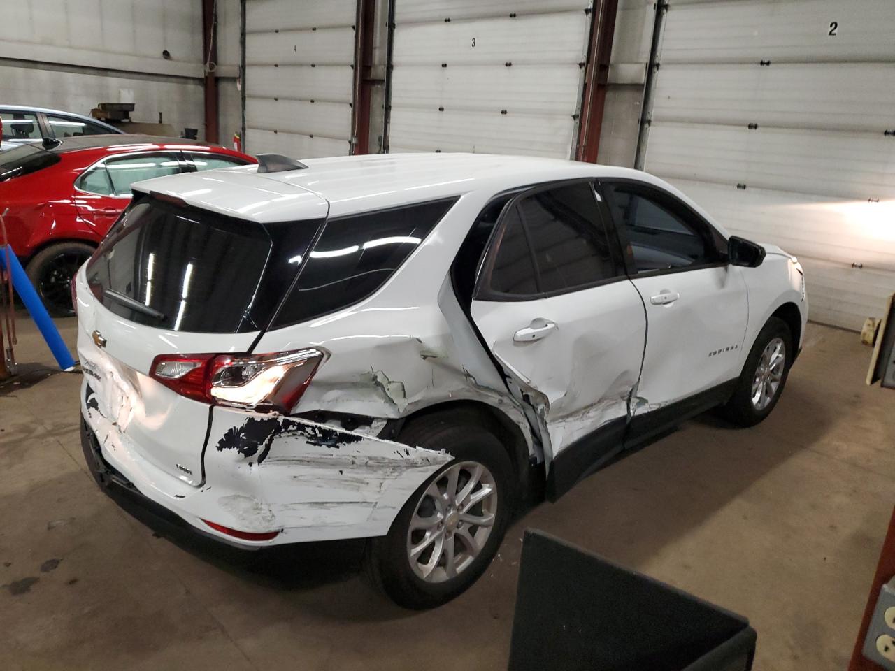 2019 Chevrolet Equinox - Image 3