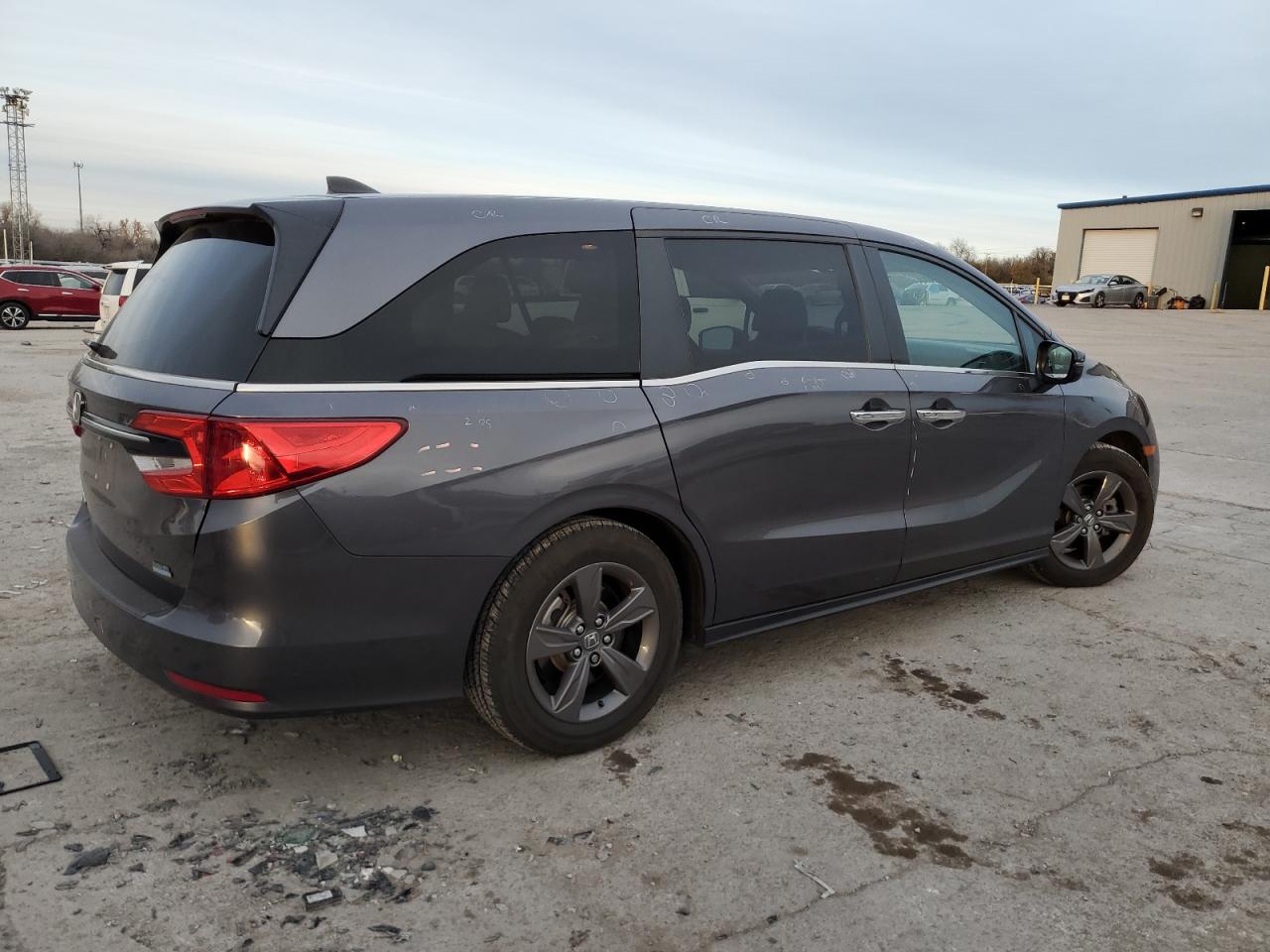 2022 Honda Odyssey - Image 3