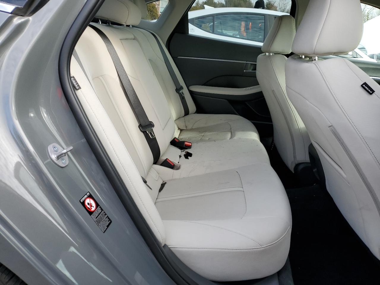 2023 Hyundai Sonata - Image 10