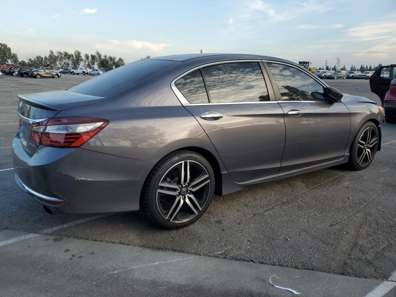 2016 Honda Accord - Image 3