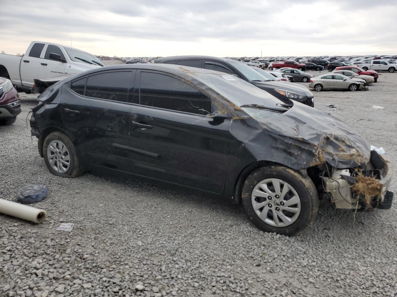 2019 Hyundai Elantra - Image 4