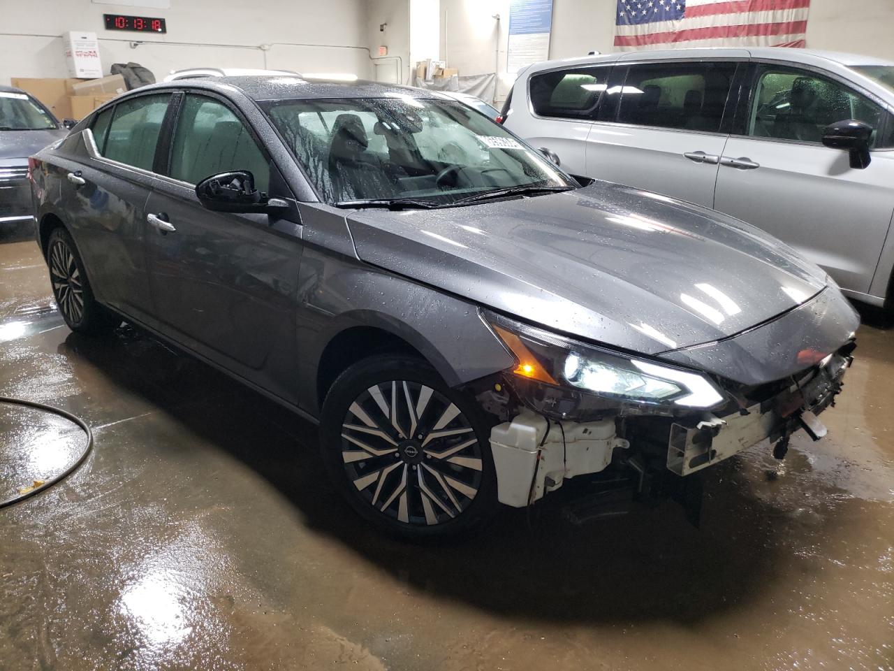 2024 Nissan Altima - Image 4