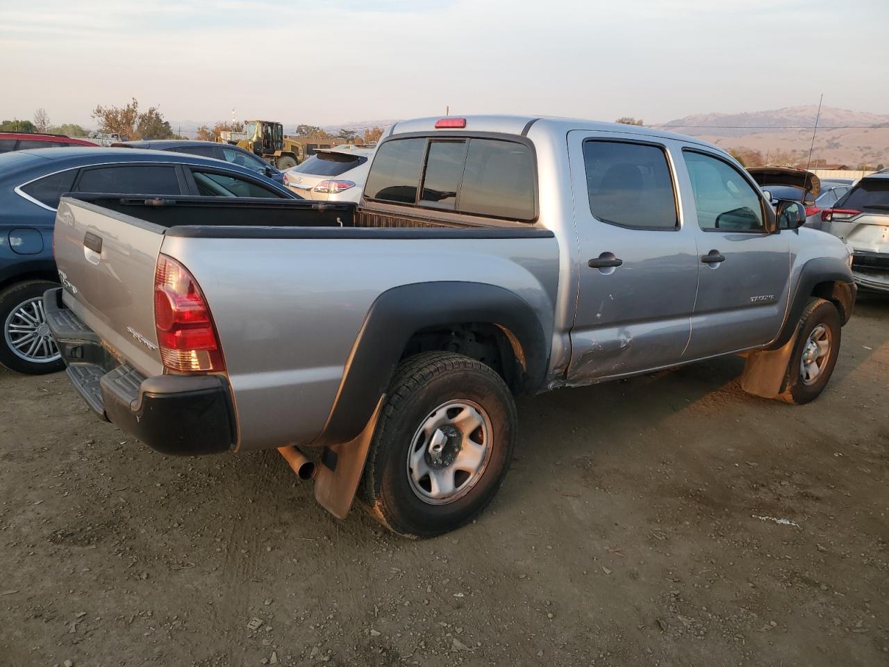 VIN 5TFJX4GN0EX034737 2014 TOYOTA TACOMA no.3