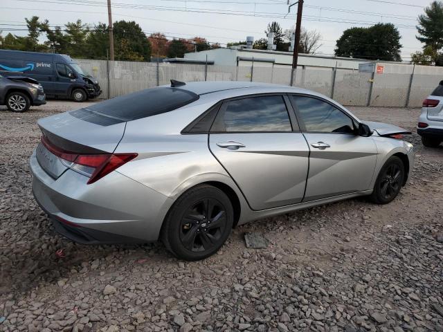  HYUNDAI ELANTRA 2021 Srebrny