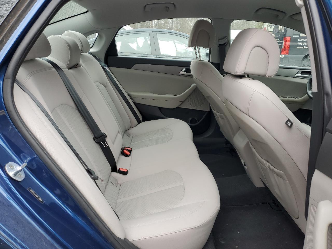 2016 Hyundai Sonata - Image 10