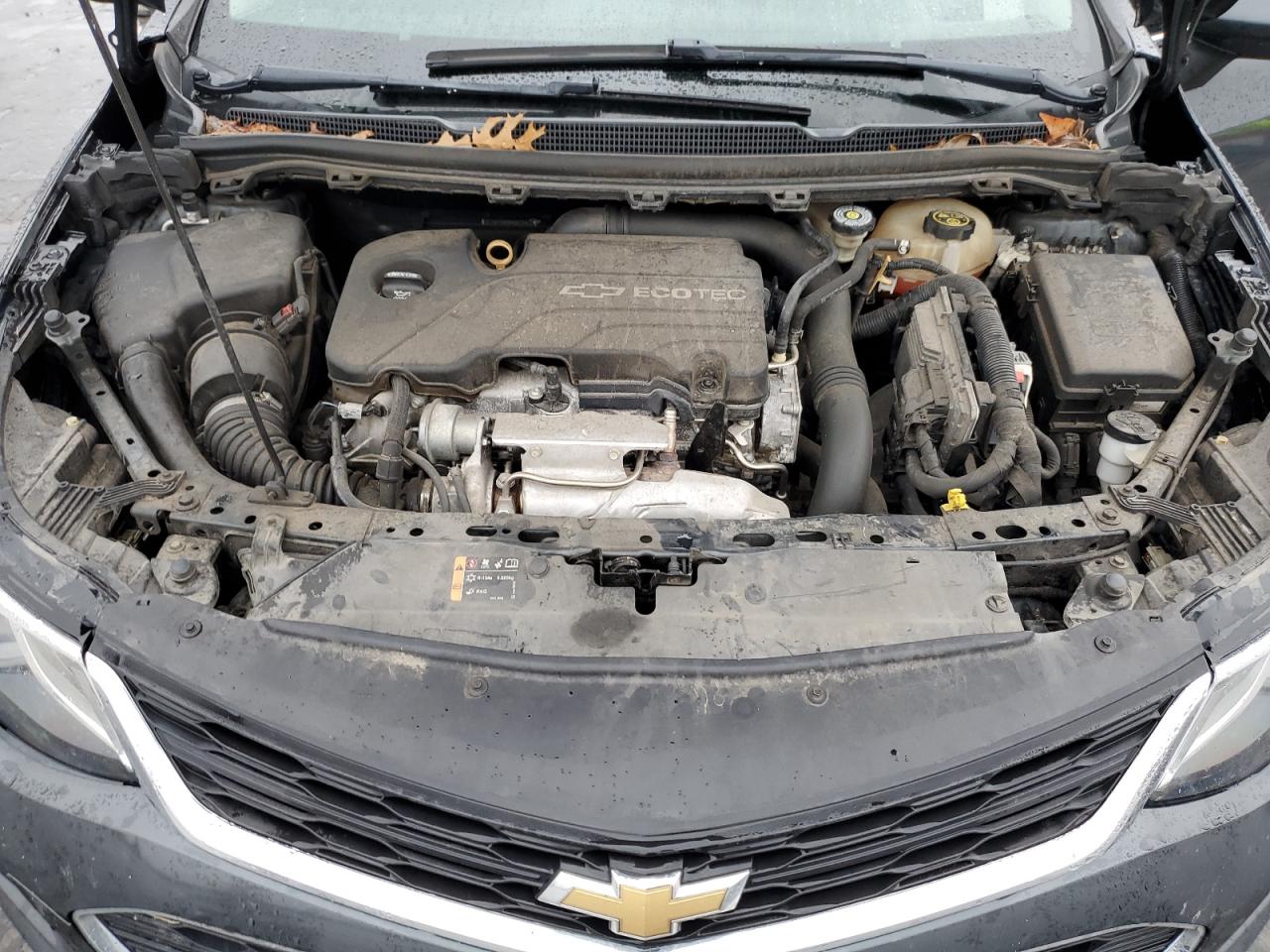 2017 Chevrolet Cruze - Image 11