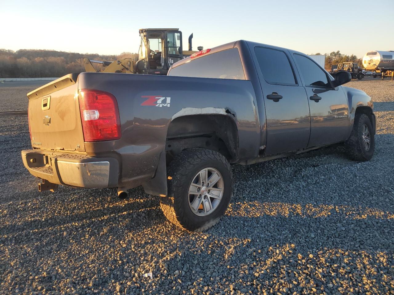 2010 Chevrolet Silverado - Image 3