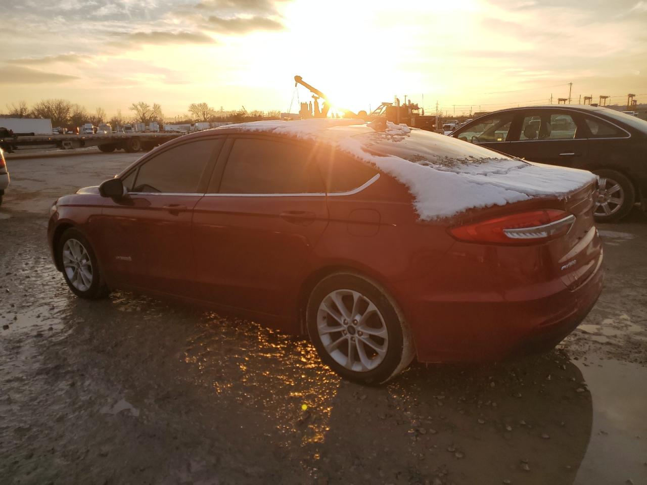 VIN 3FA6P0LU9KR220590 2019 FORD FUSION no.2