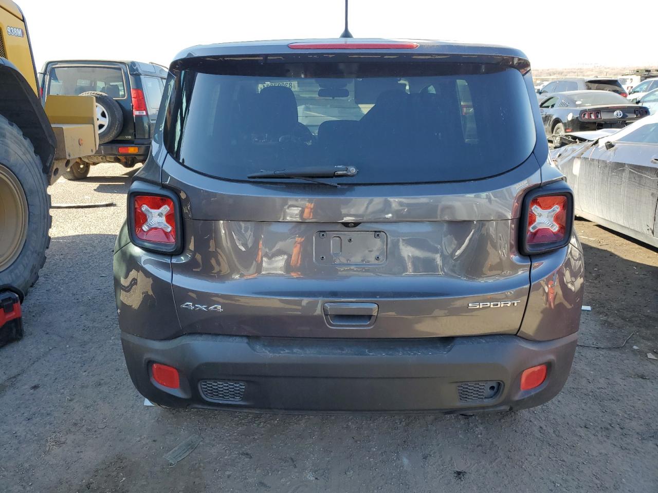 VIN ZACCJBAB9JPH95101 2018 JEEP RENEGADE no.6