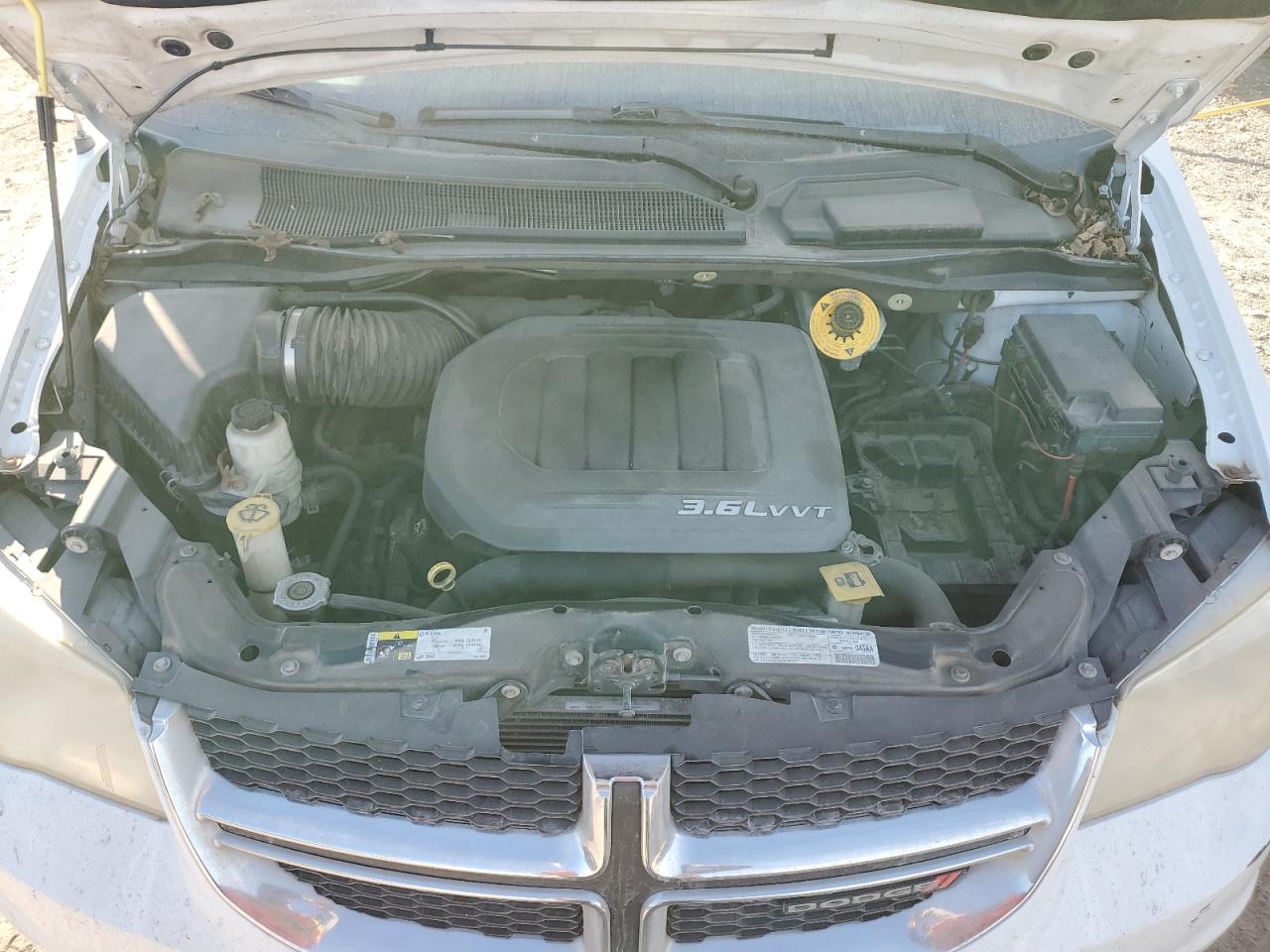 2013 Dodge Caravan - Image 11