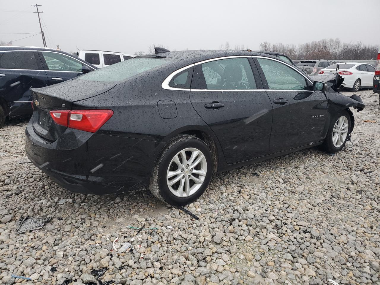 VIN 1G1ZE5ST7GF189436 2016 CHEVROLET MALIBU no.3