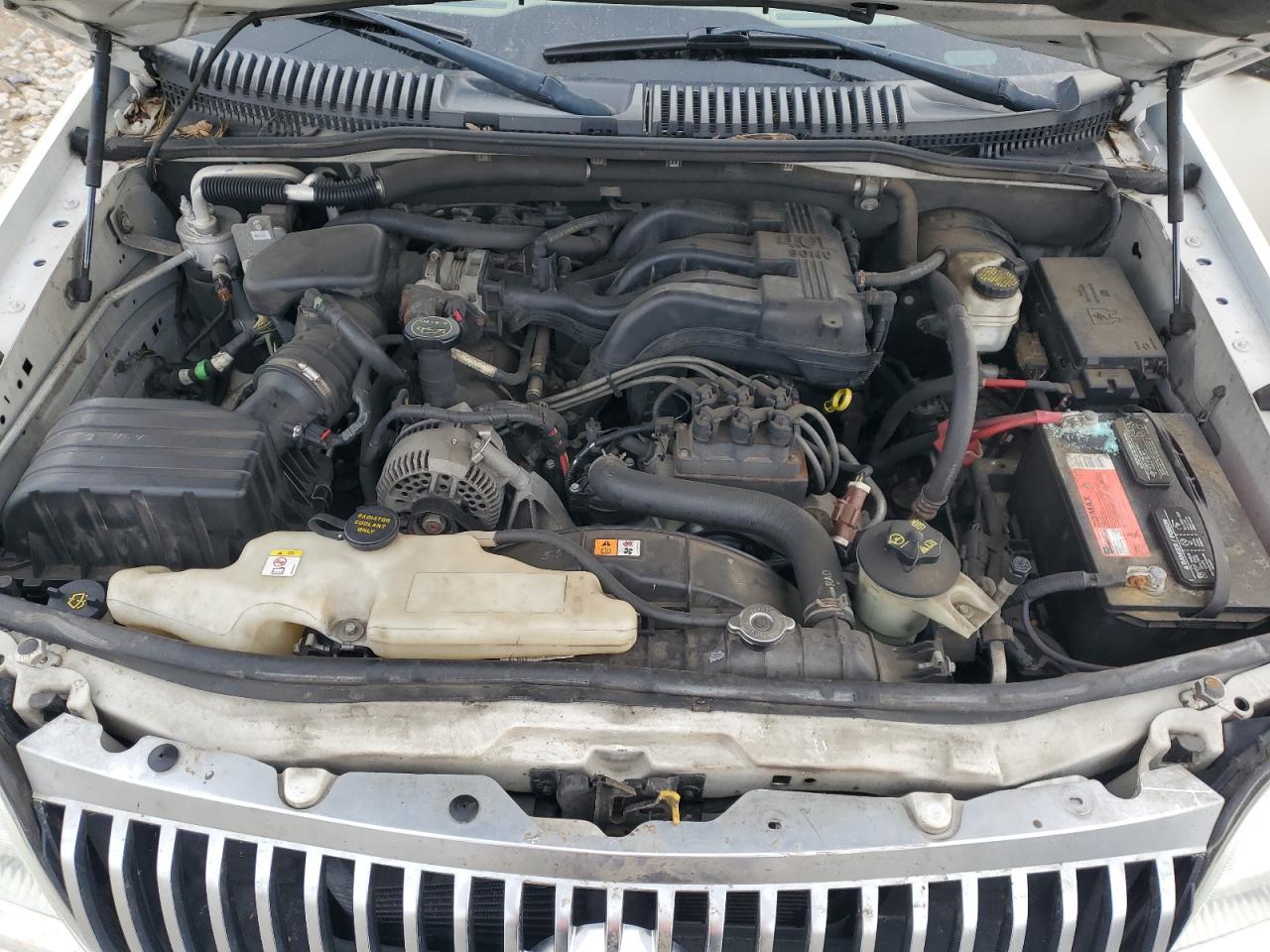 2007 Mercury Mountaineer - Image 12
