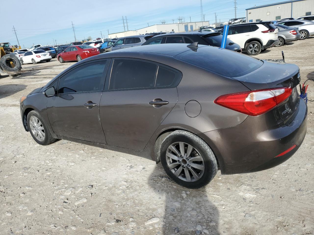 VIN KNAFX4A63E5218022 2014 KIA FORTE no.2