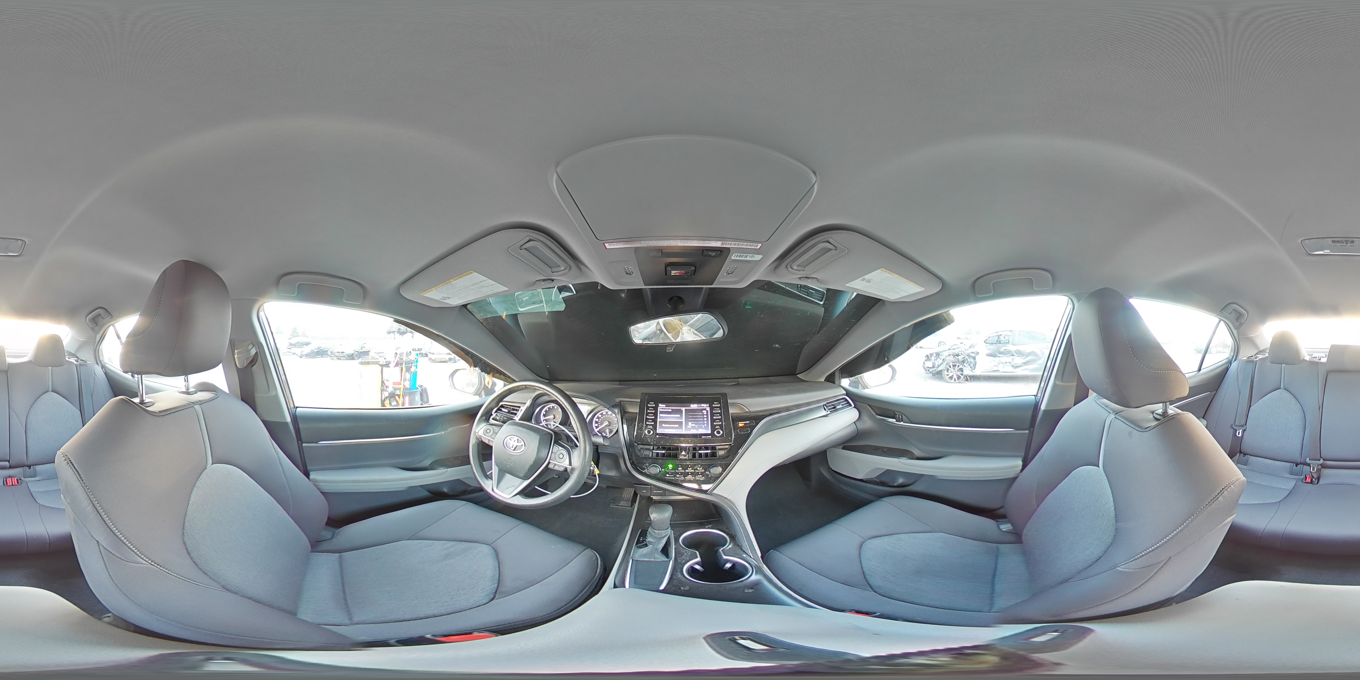 2021 Toyota Camry - Image 12