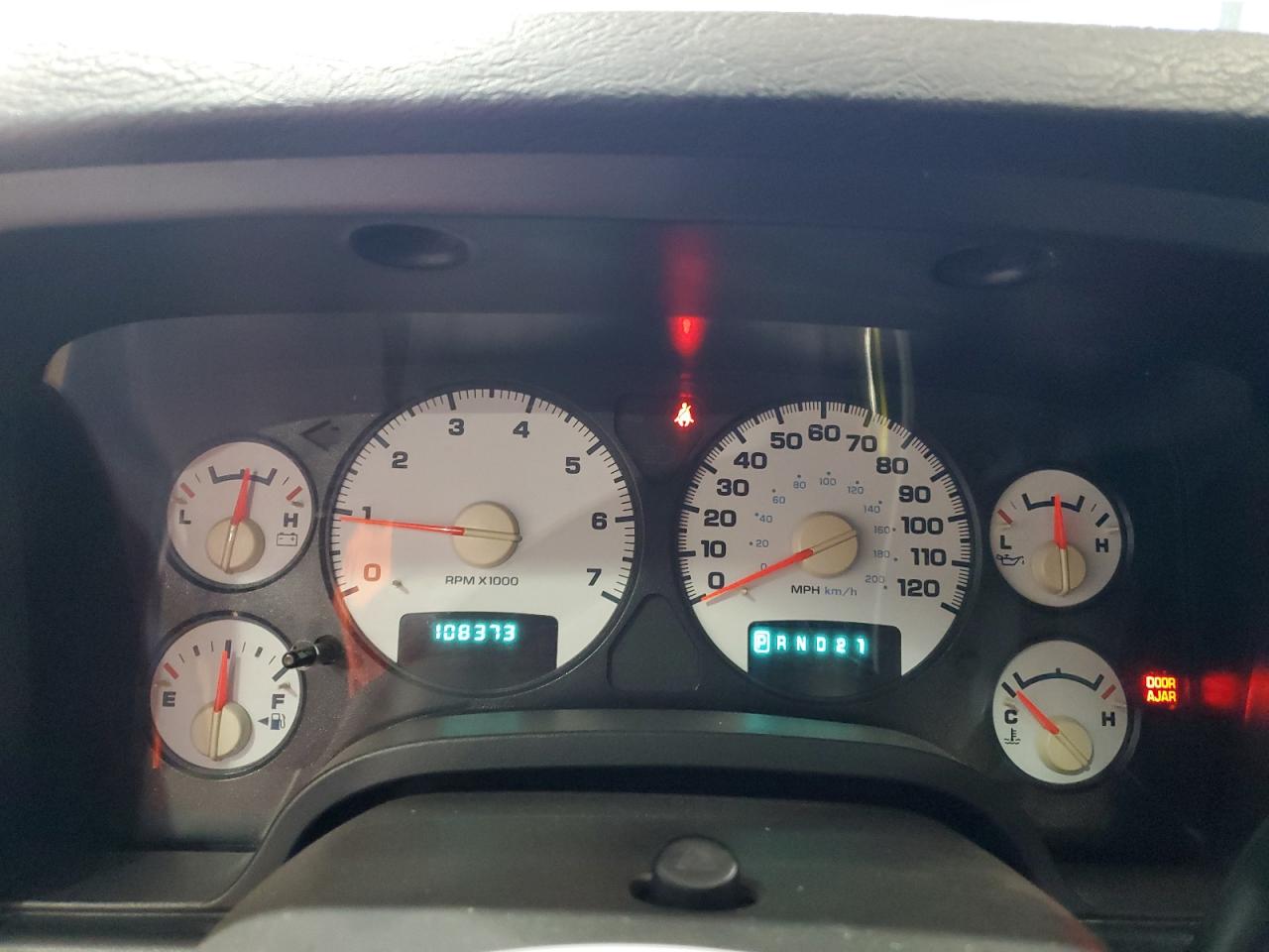 2004 Dodge Ram 1500 St VIN: 1D7HA18D64J193242 Lot: 84445294