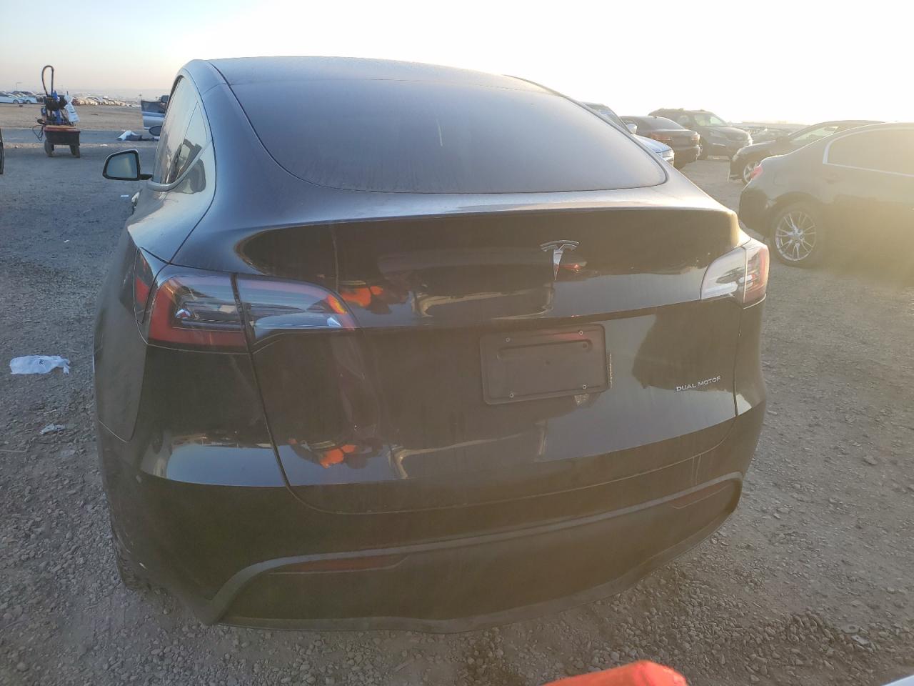 2023 Tesla Model Y VIN: 7SAYGDEE8PA073543 Lot: 86910364