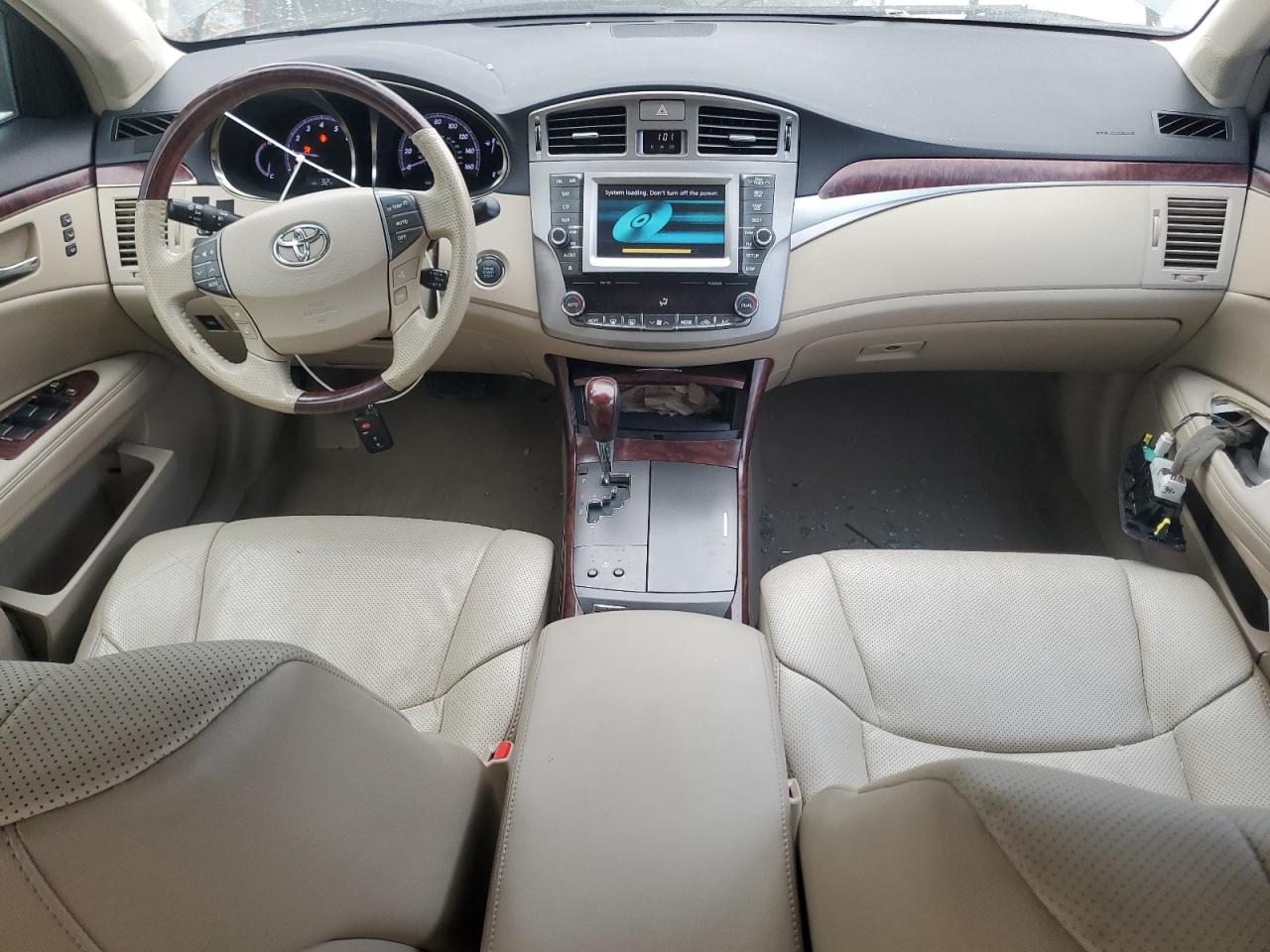 2011 Toyota Avalon - Image 15
