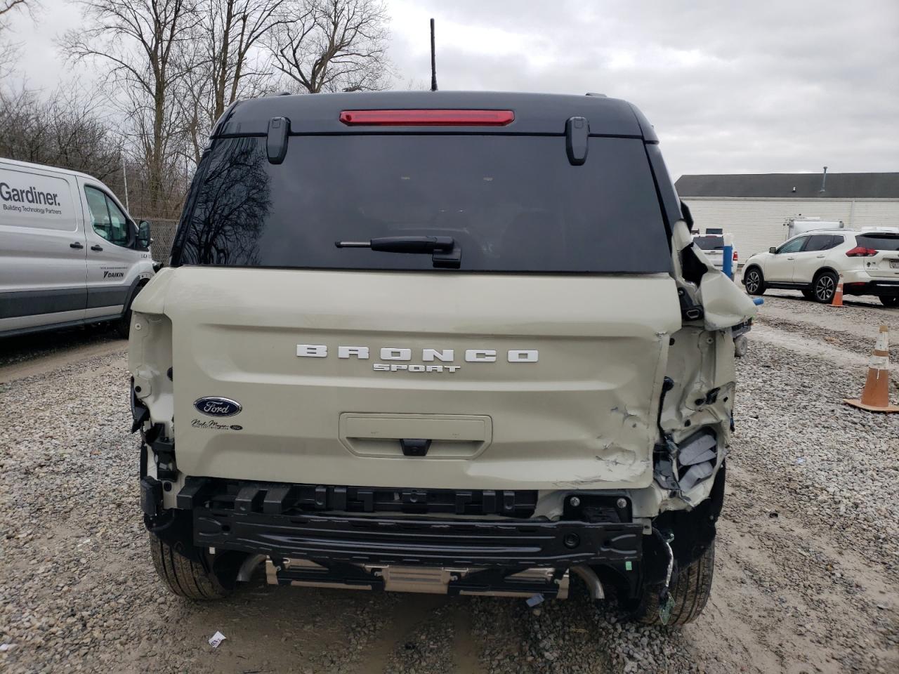 2024 Ford Bronco Sport Outer Banks VIN: 3FMCR9C63RRE93673 Lot: 85663414